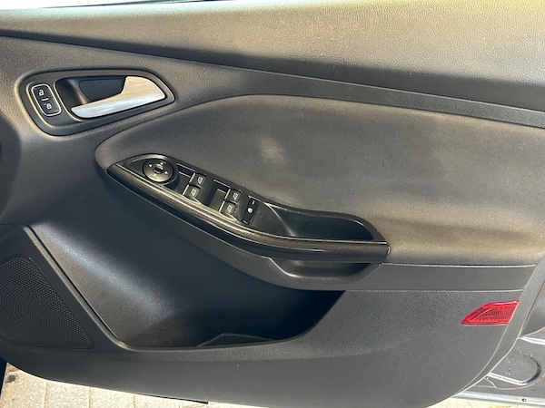 Used Ford Focus 2015 for sale - 75638290: Photo 18