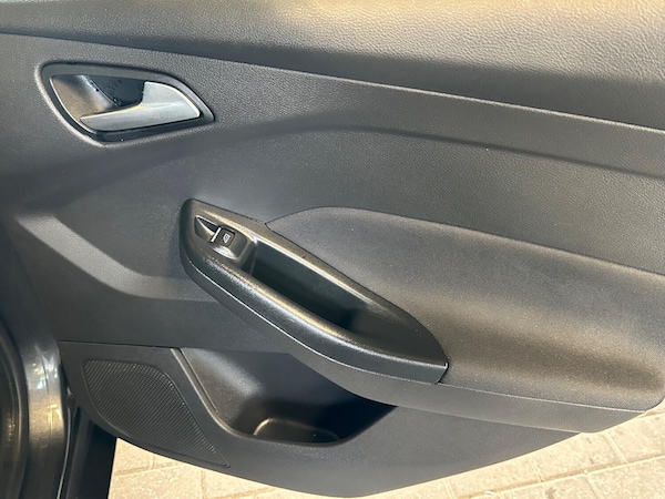 Used Ford Focus 2015 for sale - 75638290: Photo 44
