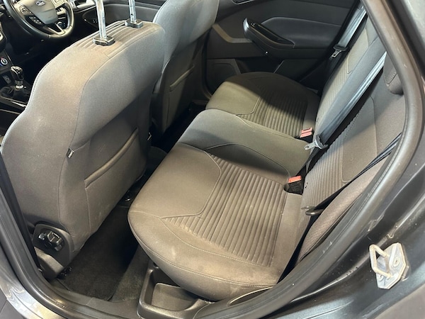 Used Ford Focus 2015 for sale - 75638290: Photo 45