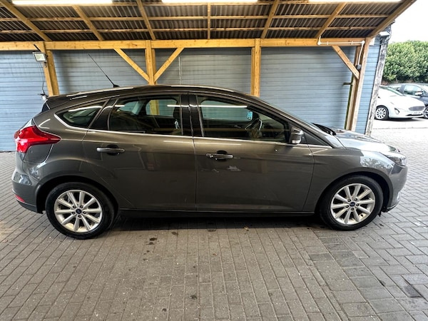 Used Ford Focus 2015 for sale - 75638290: Photo 7