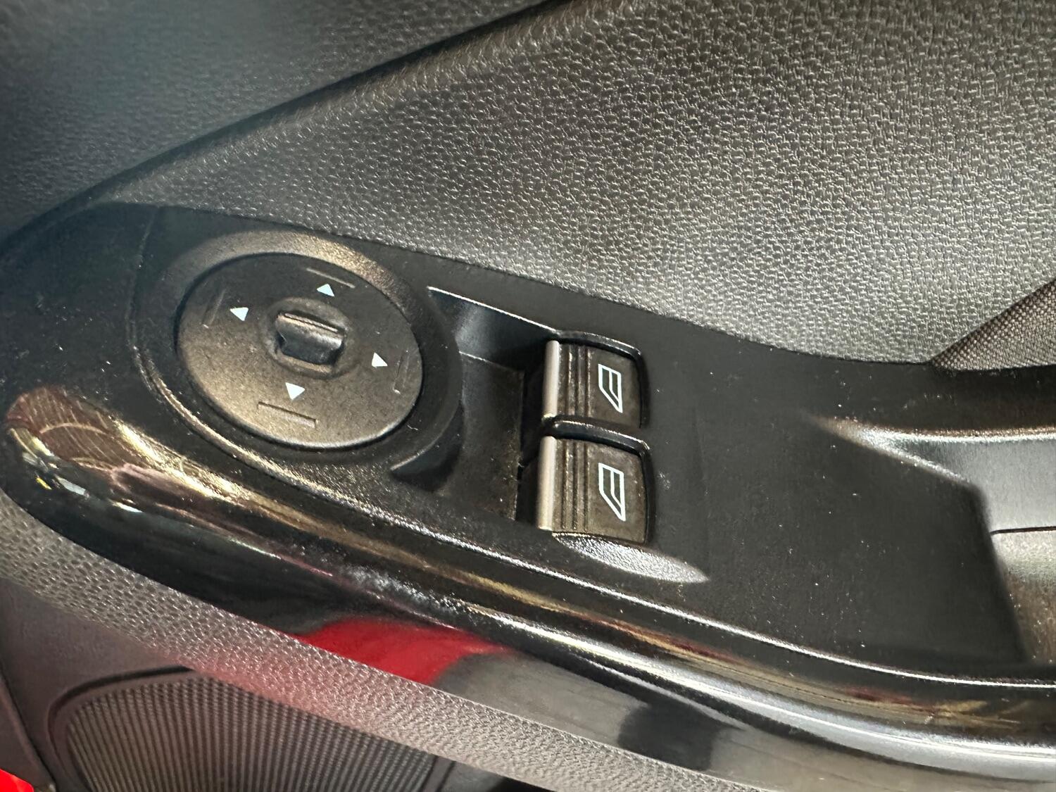 Used Ford Fiesta 2017 for sale - 76177063: Photo 14