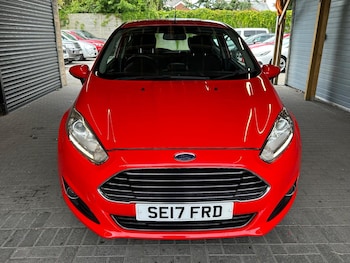 Used Ford Fiesta 2017 for sale - 76177063: Photo 2