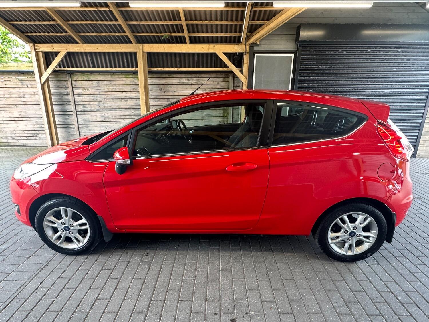 Used Ford Fiesta 2017 for sale - 76177063: Photo 8