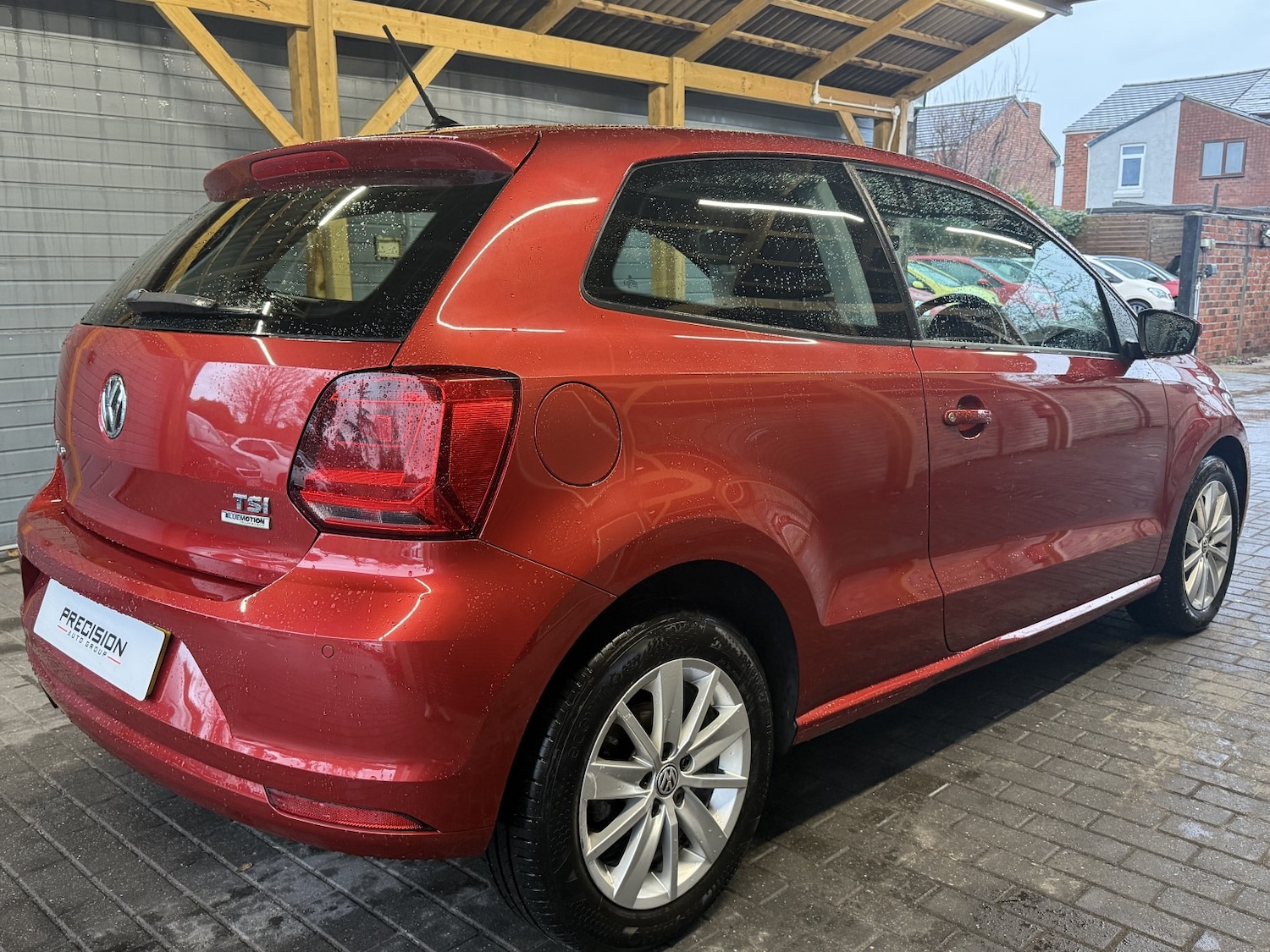 Used Volkswagen Polo 2015 for sale - 76618710: Photo 5