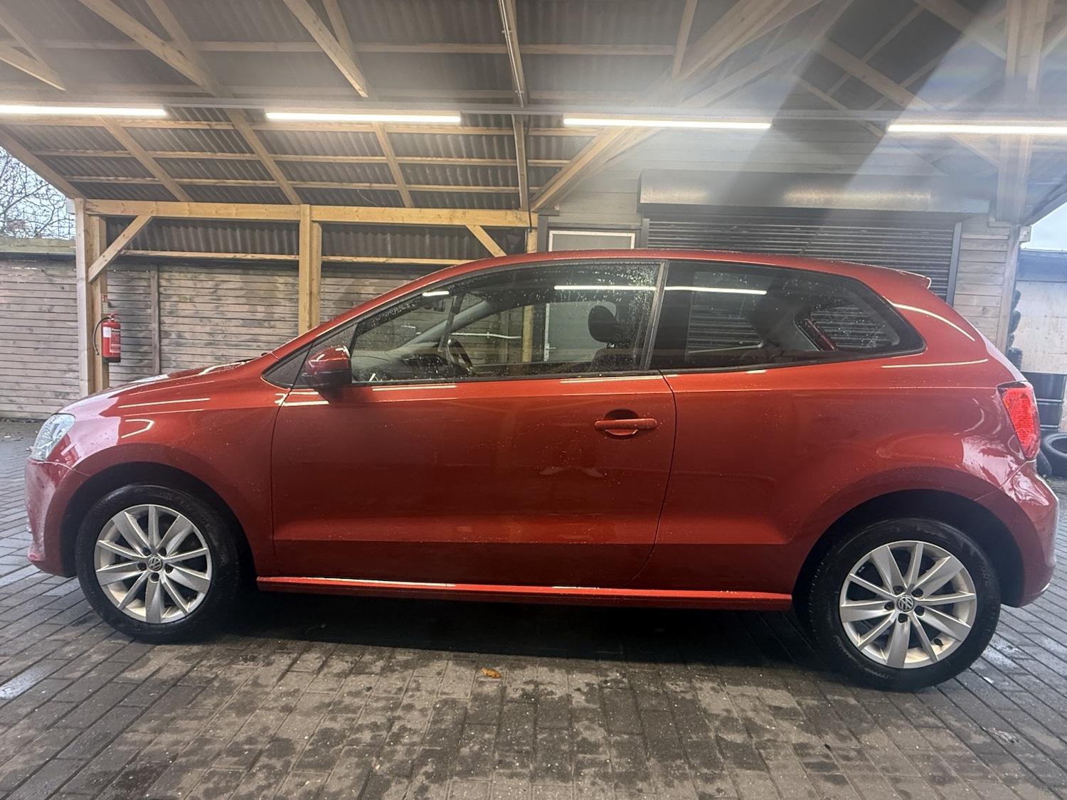 Used Volkswagen Polo 2015 for sale - 76618710: Photo 9