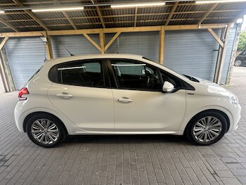 Used Peugeot 208 2019 for sale - 78602848: Photo