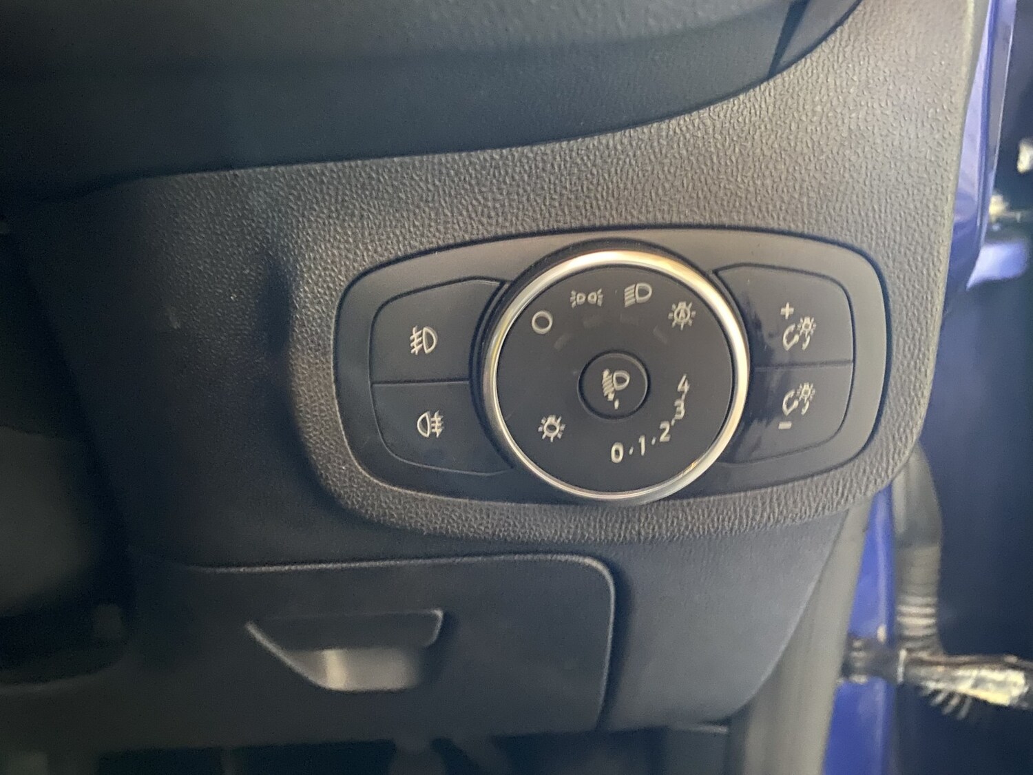 Used Ford Fiesta 2017 for sale - 76293238: Photo 32