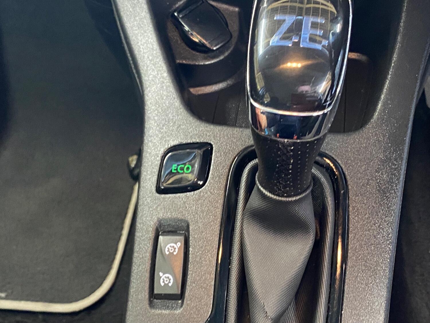 Used Renault Zoe 2019 for sale - 76177046: Photo 26