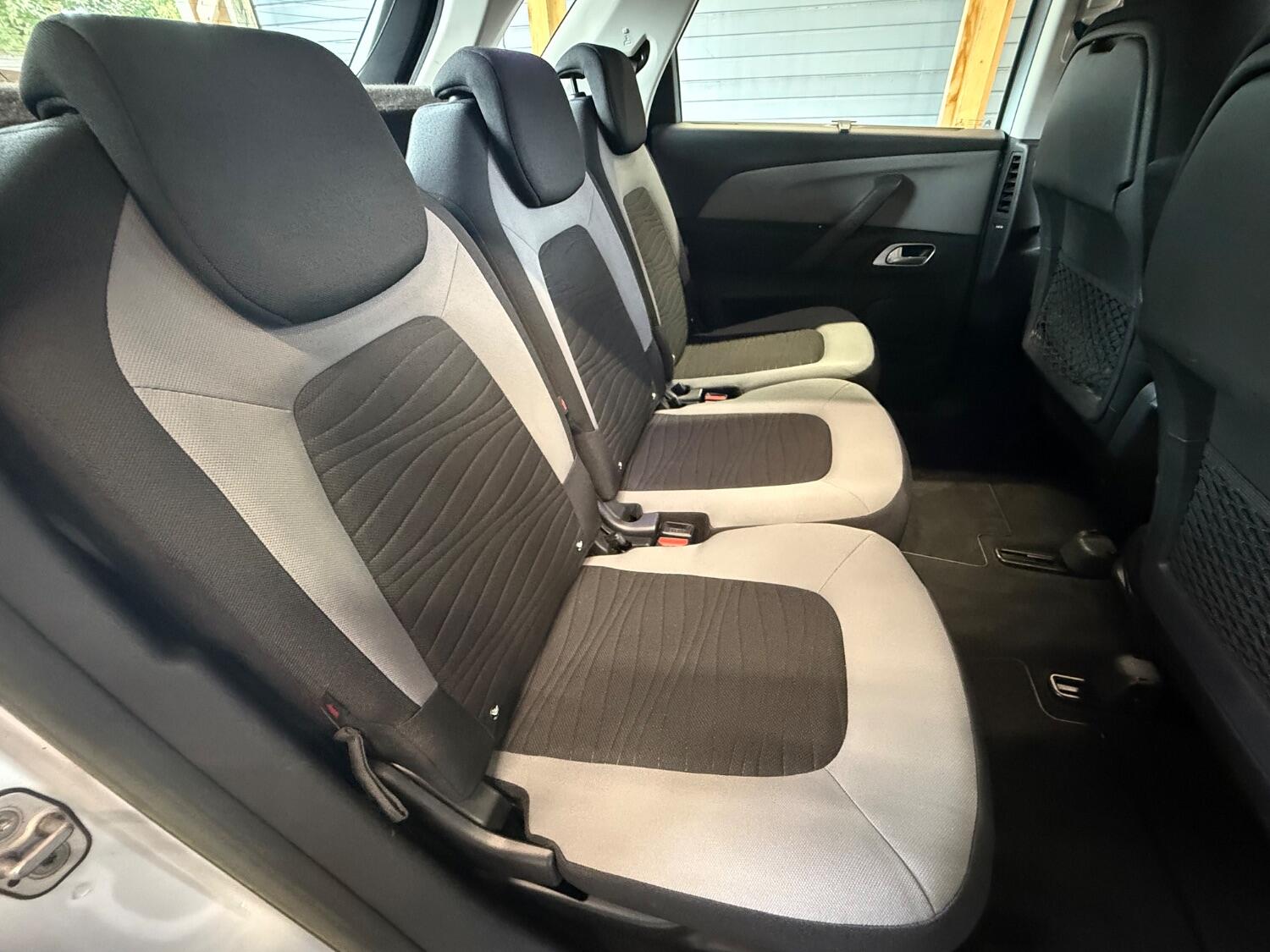 Used Citroen C4 Picasso 2015 for sale - 76712966: Photo 14