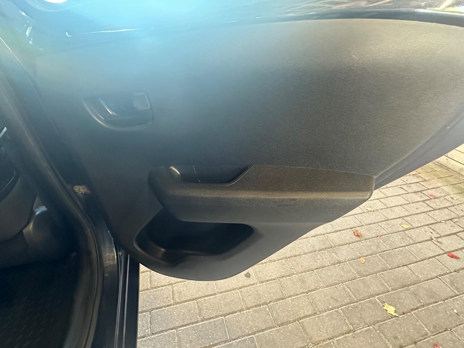 Used Peugeot 108 2016 for sale - 76637441: Photo 27