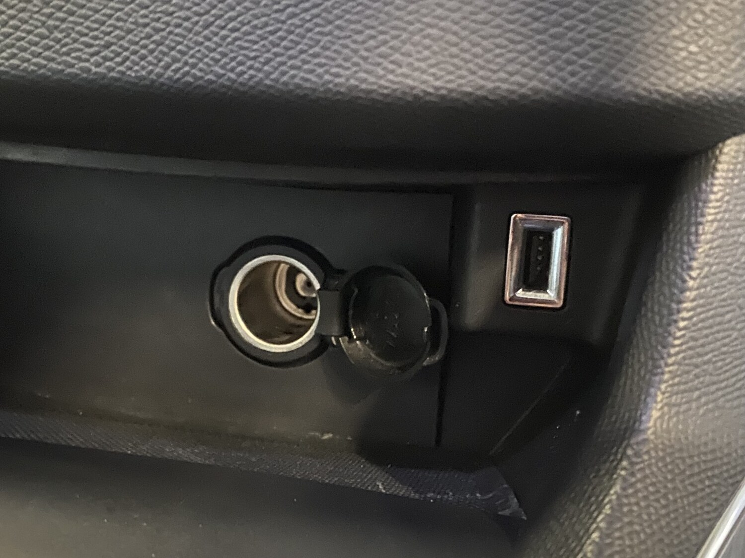 Used Peugeot 308 2019 for sale - 77089790: Photo 41