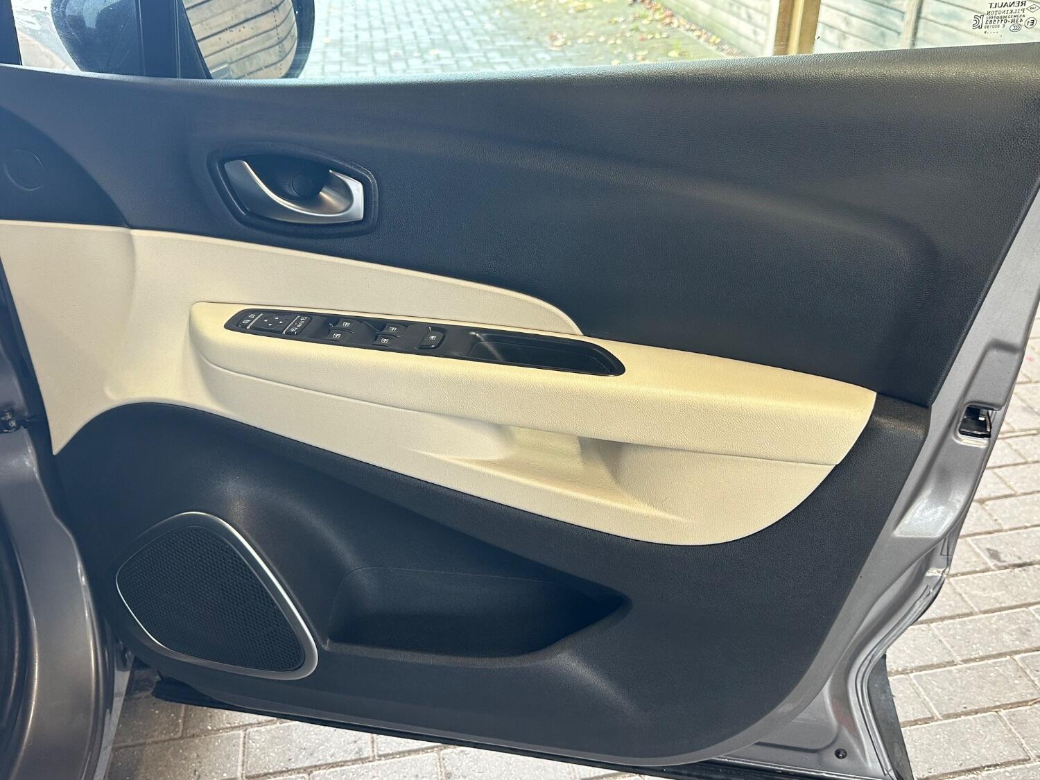 Used Renault Captur 2019 for sale - 76128917: Photo 17