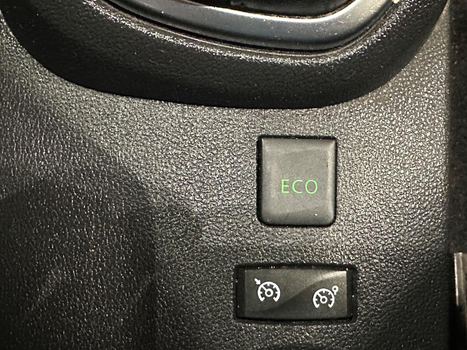 Used Renault Captur 2019 for sale - 76128917: Photo 38