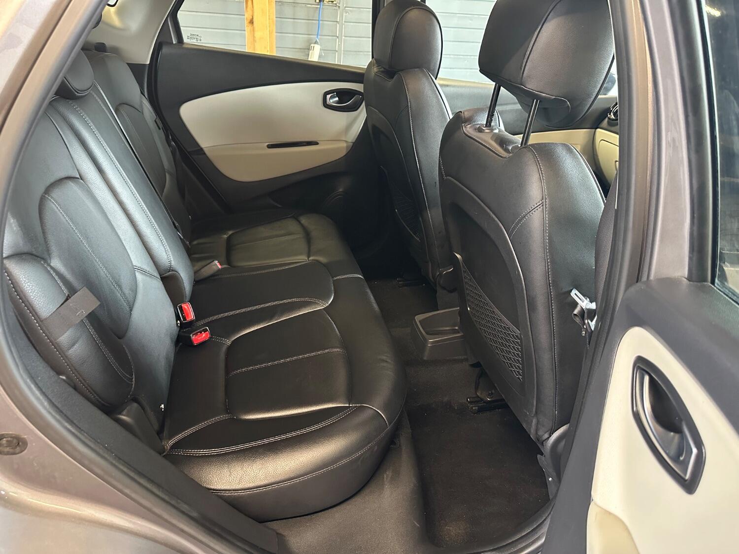 Used Renault Captur 2019 for sale - 76128917: Photo 42