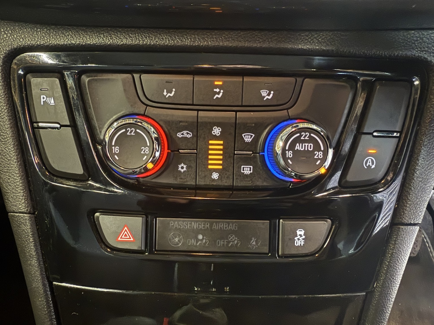 Used Vauxhall Mokka X 2017 for sale - 76246219: Photo 27