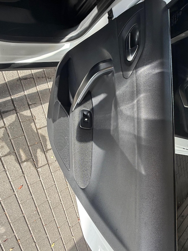 Used Peugeot 2008 2018 for sale - 76128922: Photo 13