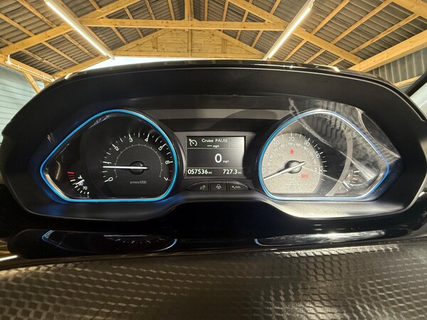 Used Peugeot 2008 2018 for sale - 76128922: Photo 24