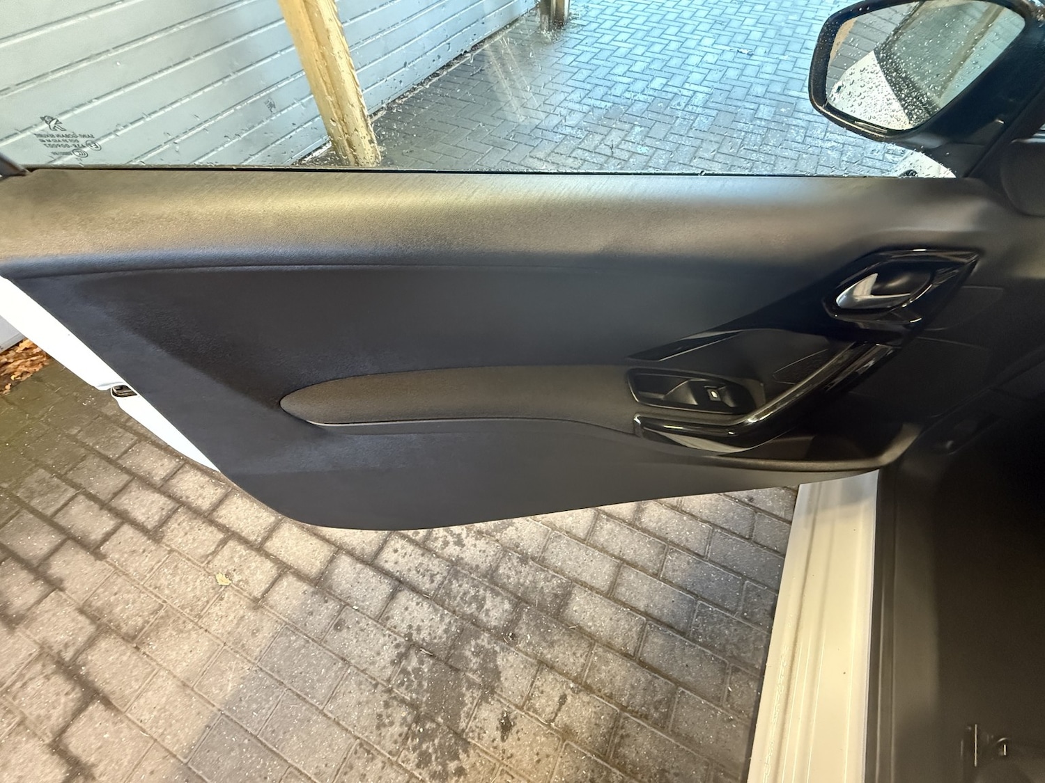 Used Peugeot 208 2017 for sale - 76693046: Photo 13