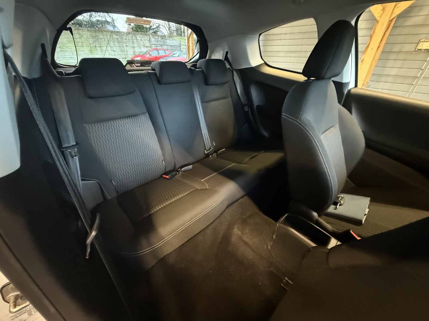 Used Peugeot 208 2017 for sale - 76693046: Photo 17