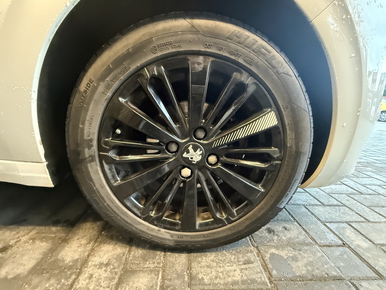 Used Peugeot 208 2017 for sale - 76693046: Photo 21