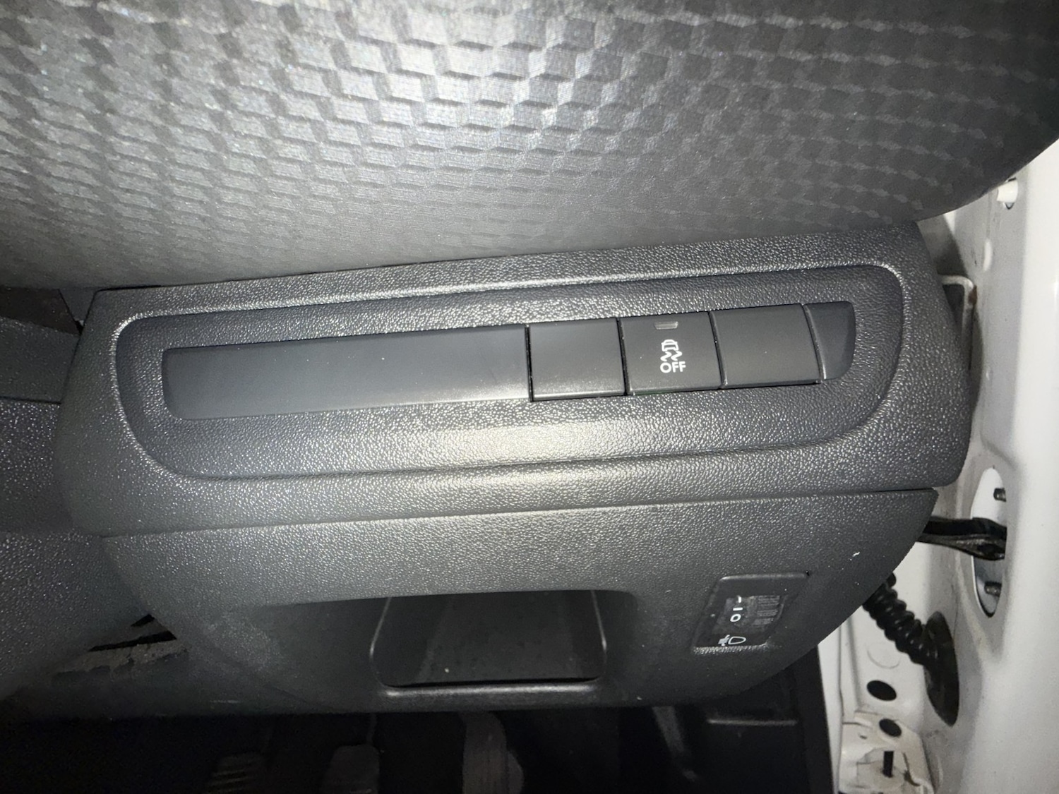 Used Peugeot 208 2017 for sale - 76693046: Photo 24