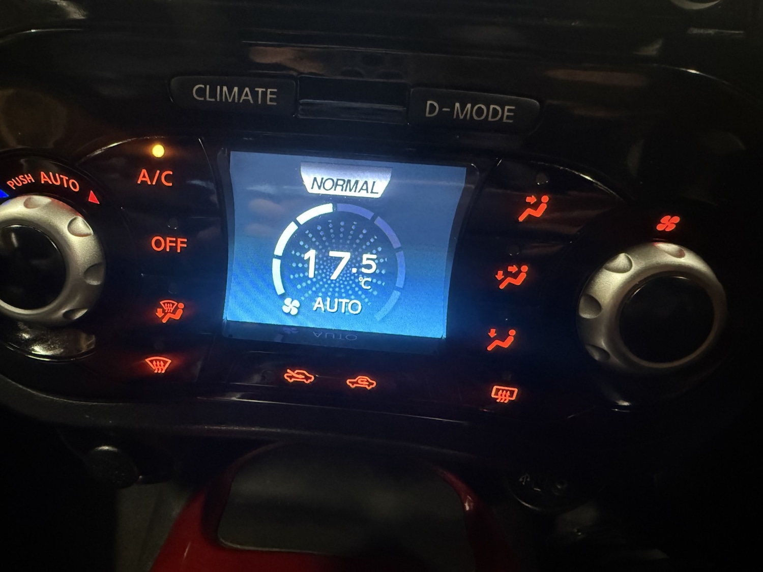 Used Nissan Juke 2017 for sale - 76974341: Photo 31