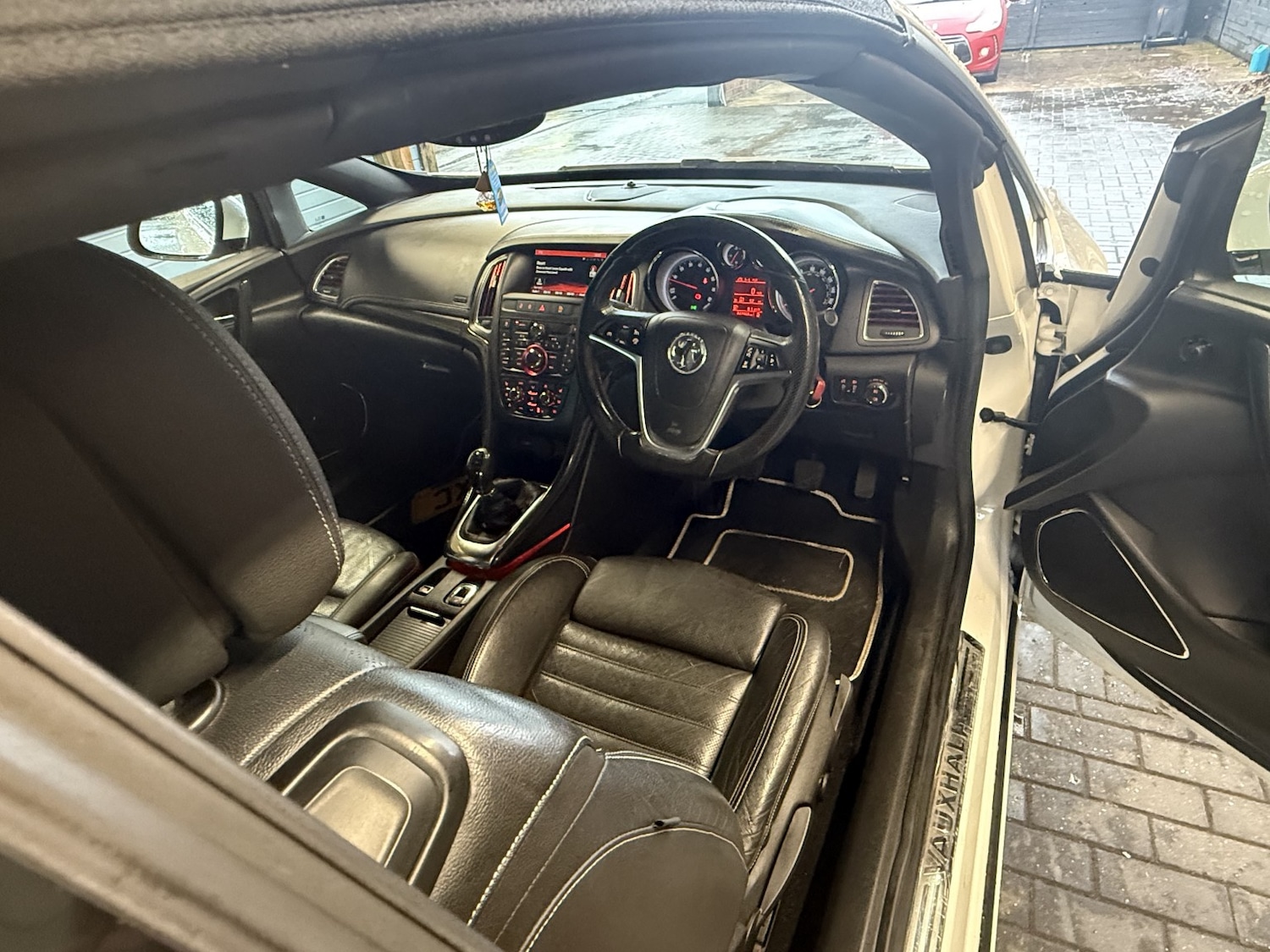 Used Vauxhall Cascada 2016 for sale - 76794805: Photo 24