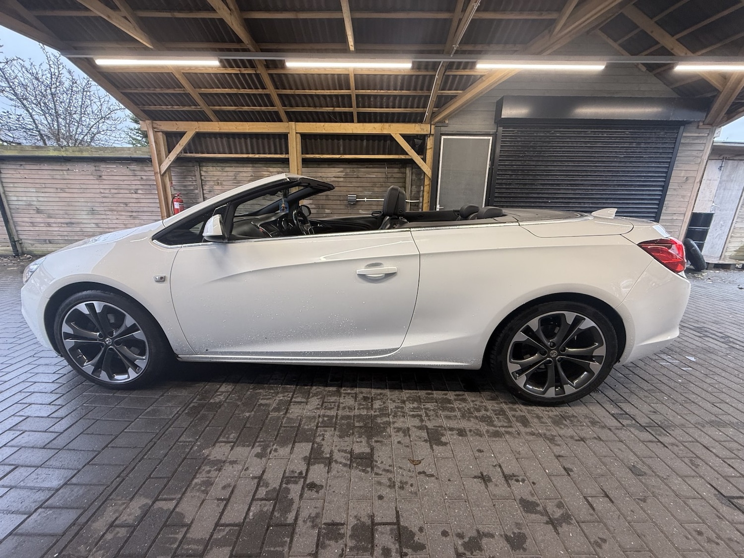 Used Vauxhall Cascada 2016 for sale - 76794805: Photo 37