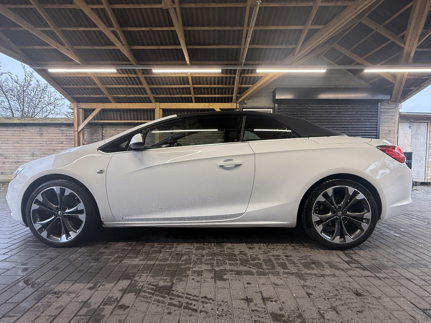 Used Vauxhall Cascada 2016 for sale - 76794805: Photo 8