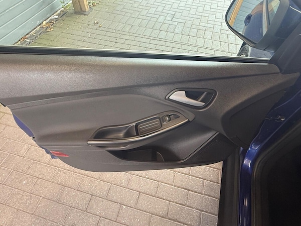 Used Ford Focus 2014 for sale - 76177078: Photo 14