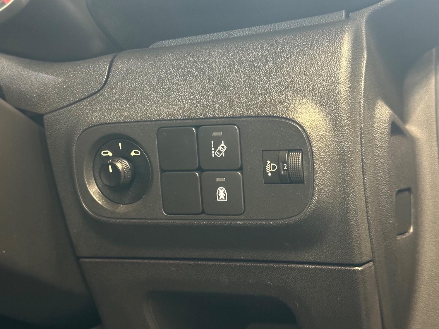 Used Citroen C3 2017 for sale - 76177043: Photo 21