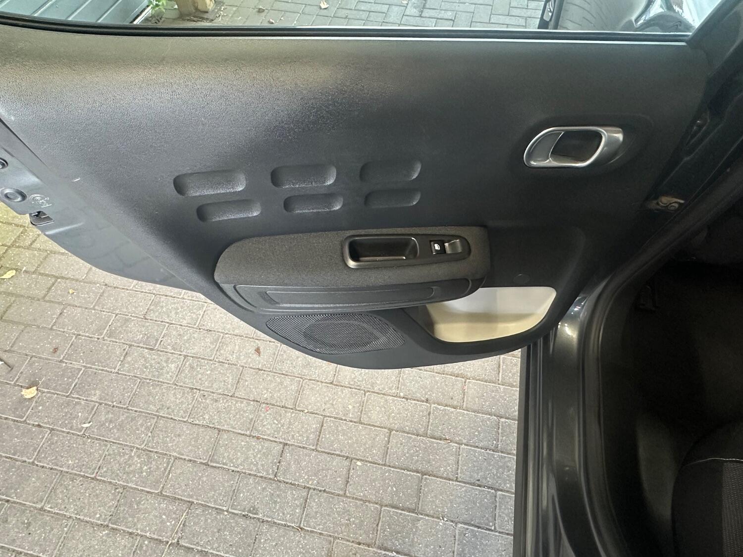 Used Citroen C3 2017 for sale - 76177043: Photo 35