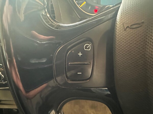 Used Renault Captur 2015 for sale - 76177071: Photo 23