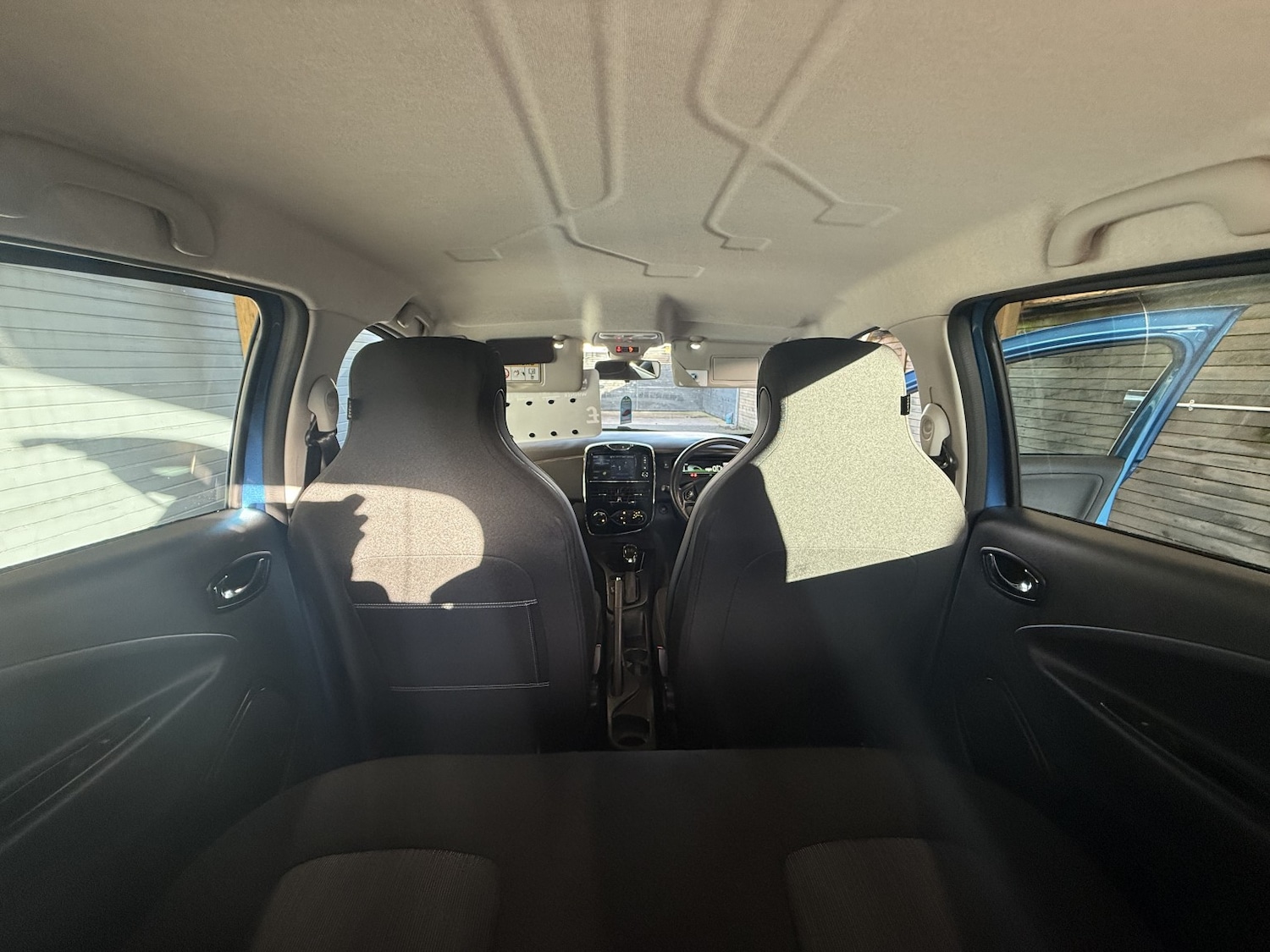 Used Renault Zoe 2019 for sale - 76784960: Photo 17