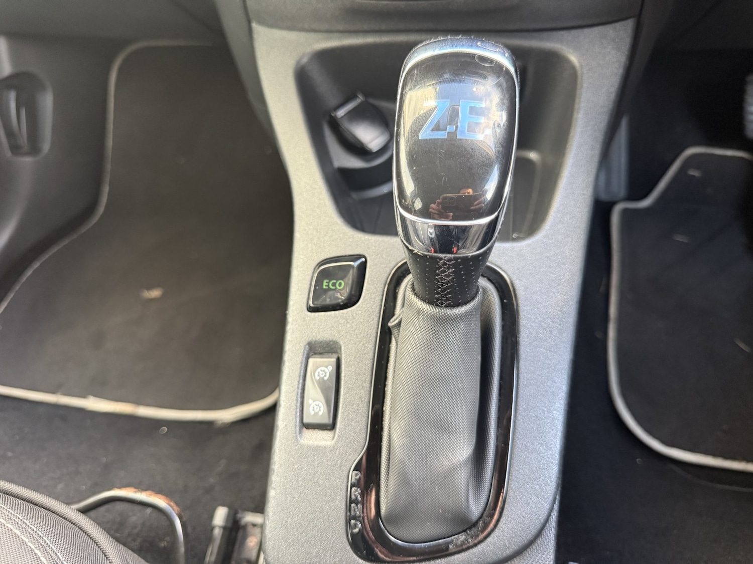 Used Renault Zoe 2019 for sale - 76784960: Photo 27
