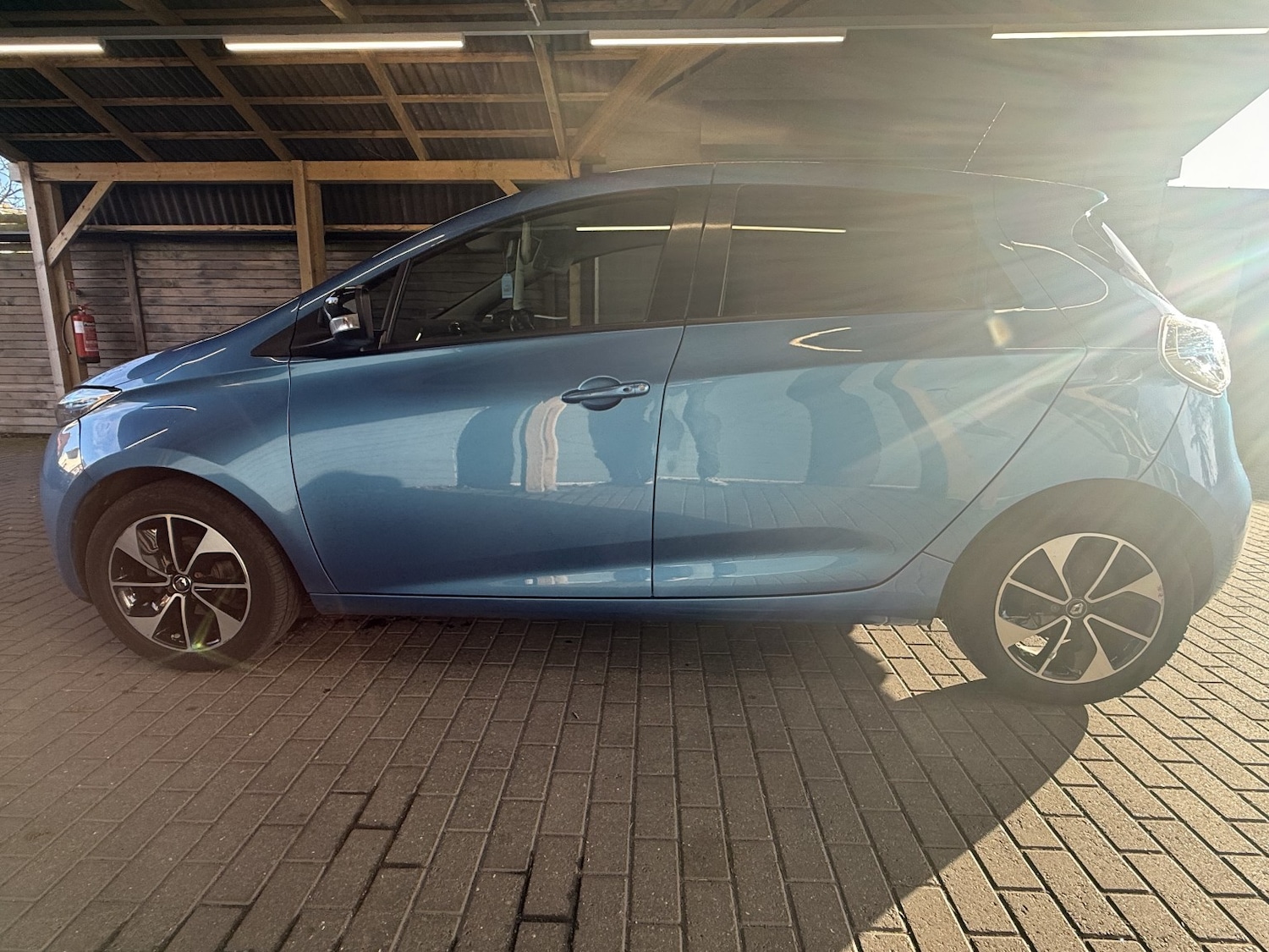 Used Renault Zoe 2019 for sale - 76784960: Photo 8