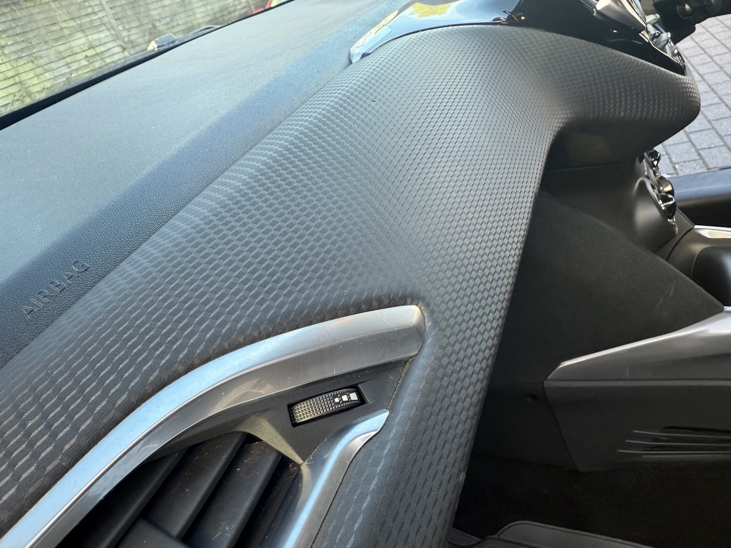 Used Peugeot 2008 2016 for sale - 76559938: Photo 25