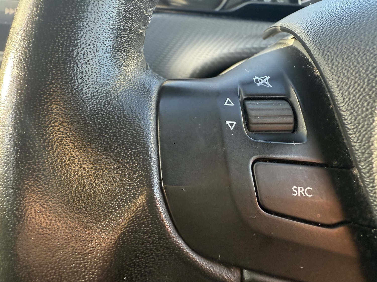 Used Peugeot 2008 2016 for sale - 76559938: Photo 30