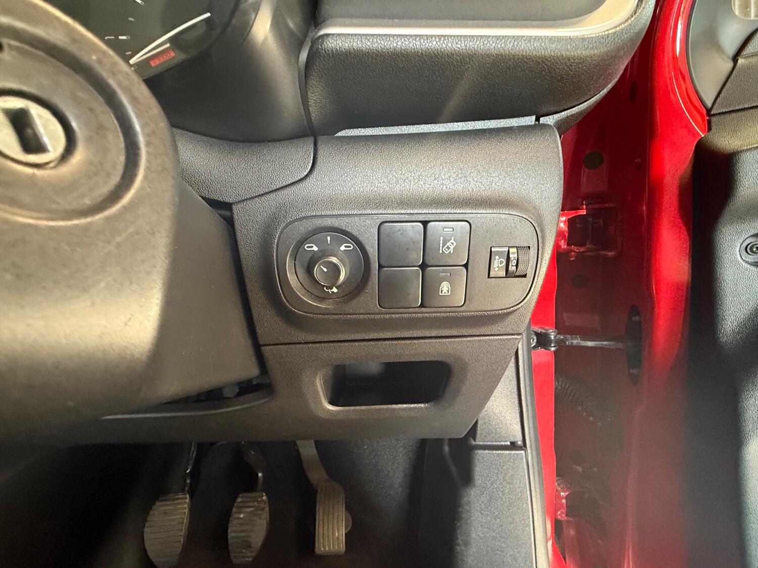 Used Citroen C3 2018 for sale - 76177045: Photo 22