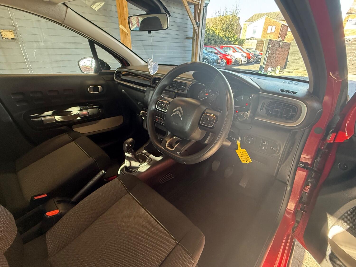 Used Citroen C3 2018 for sale - 76177045: Photo 30