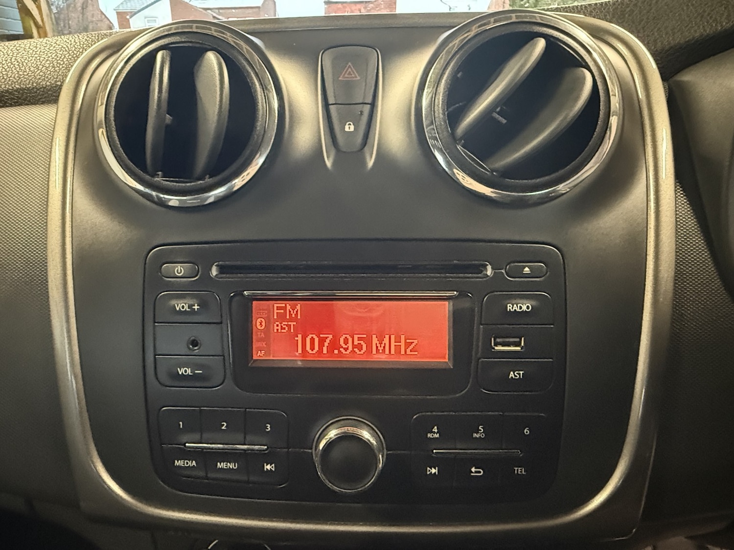 Used Dacia Sandero Stepway 2016 for sale - 77089785: Photo 25