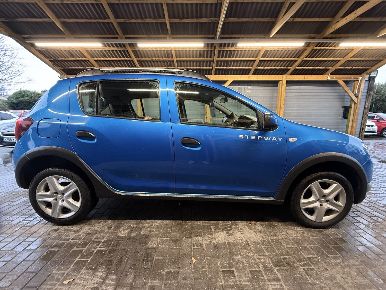 Used Dacia Sandero Stepway 2016 for sale - 77089785: Photo 4