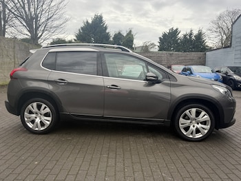 Used Peugeot 2008 2018 for sale - 76618580: Photo