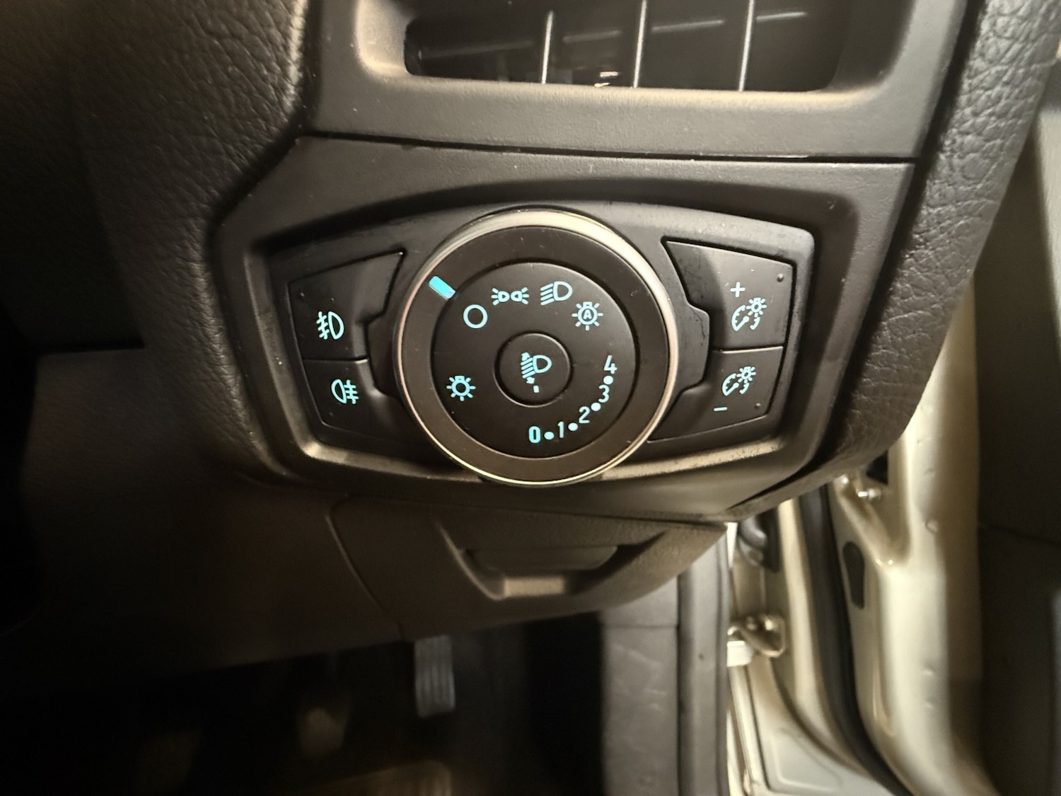 Used Ford Focus 2015 for sale - 77154466: Photo 20