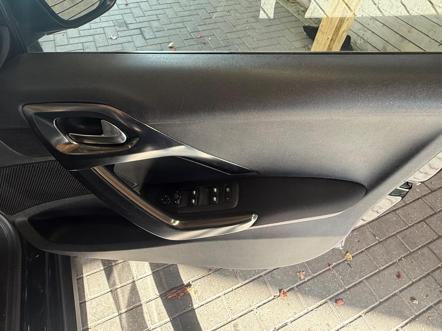 Used Peugeot 2008 2016 for sale - 77014876: Photo 14