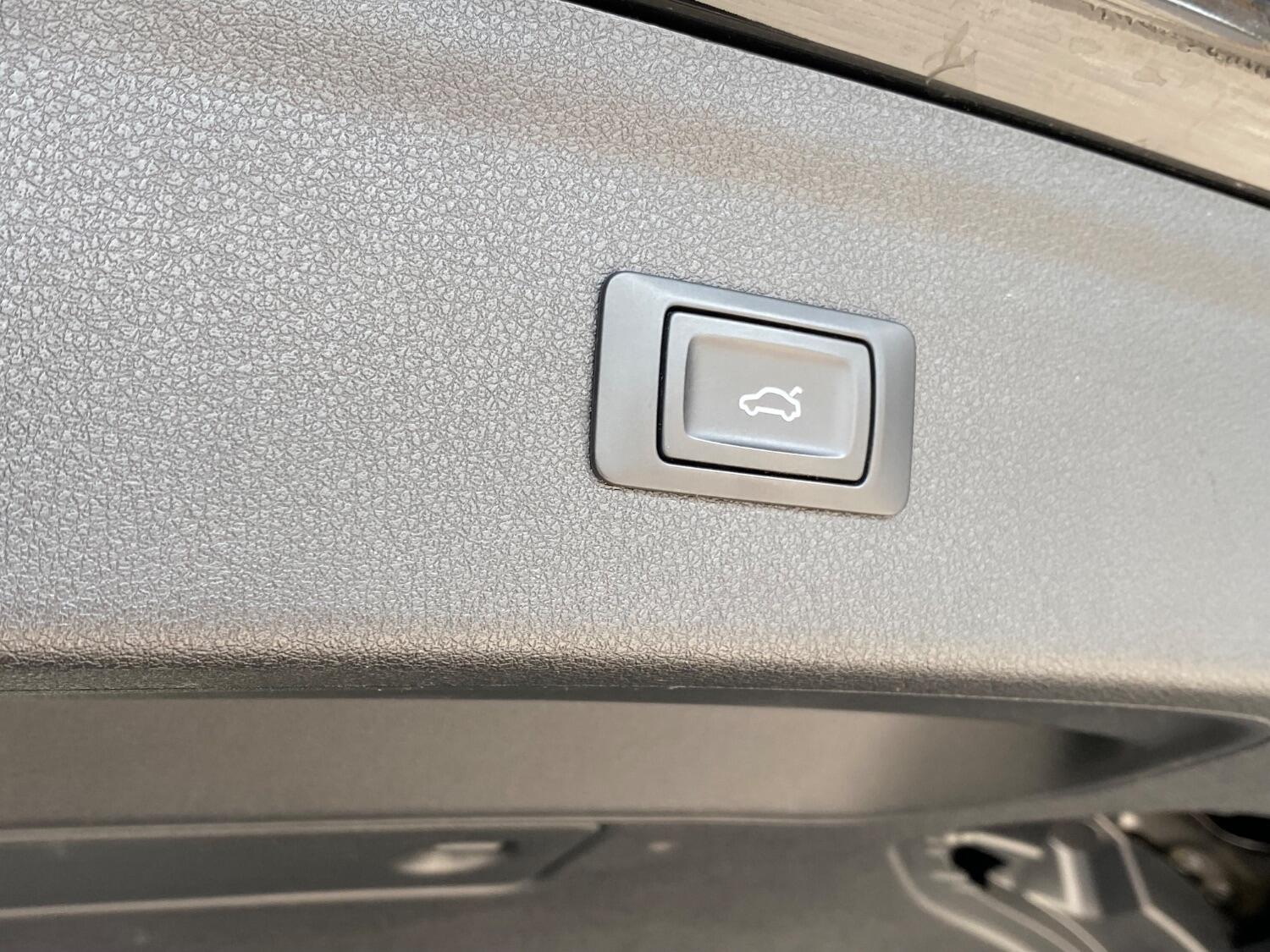 Used Audi Q3 2015 for sale - 76177082: Photo 52