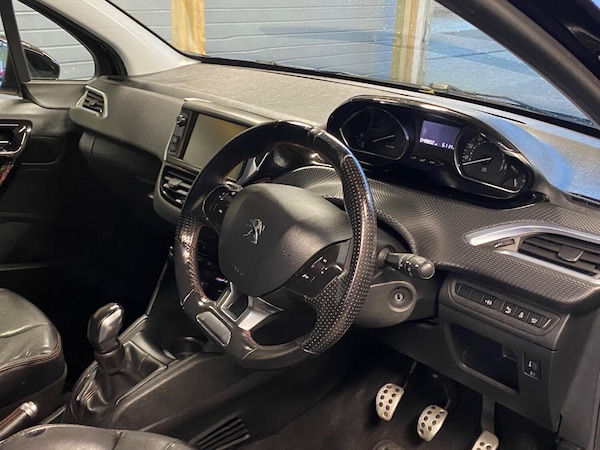 Used Peugeot 208 2015 for sale - 76305629: Photo 13