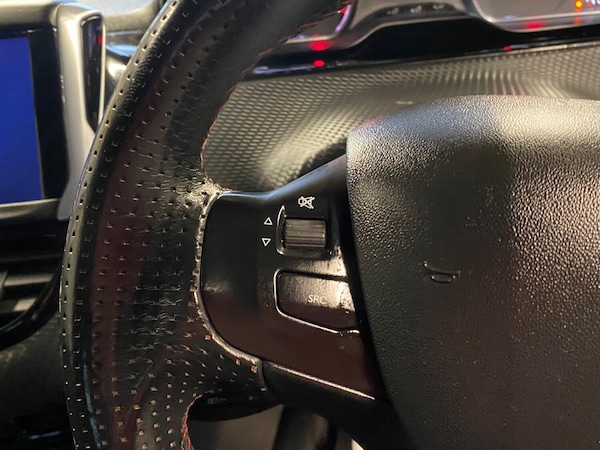 Used Peugeot 208 2015 for sale - 76305629: Photo 19