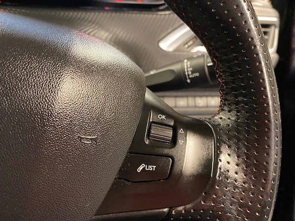 Used Peugeot 208 2015 for sale - 76305629: Photo 20