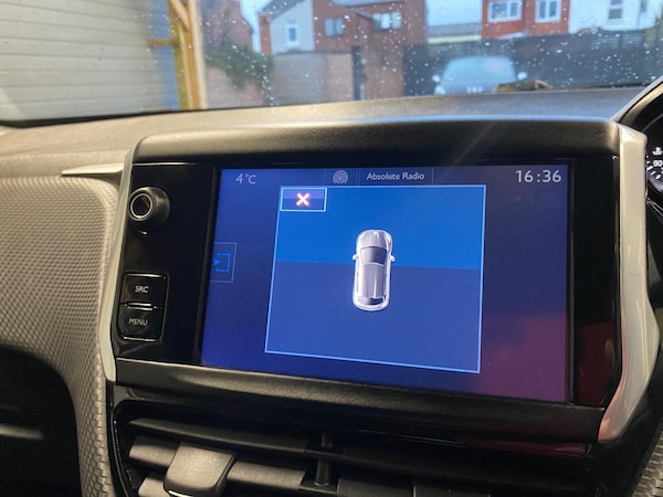 Used Peugeot 208 2015 for sale - 76305629: Photo 32